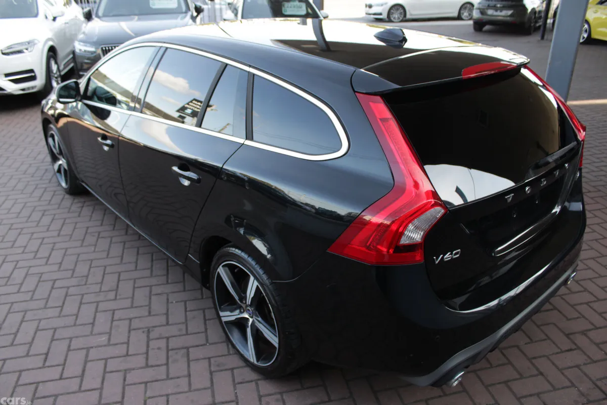 Volvo V60 Estate, Diesel, 2017, Black