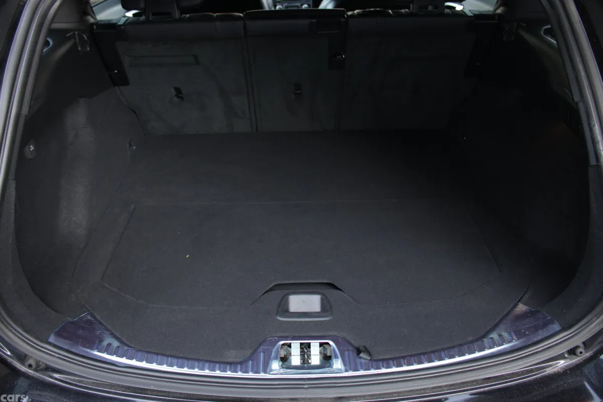 Volvo V60 Estate, Diesel, 2017, Black