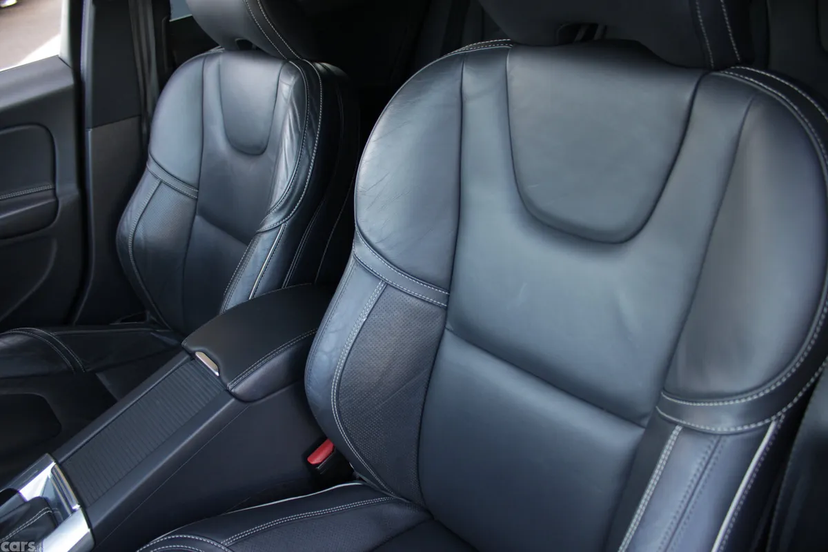 Volvo V60 Estate, Diesel, 2017, Black