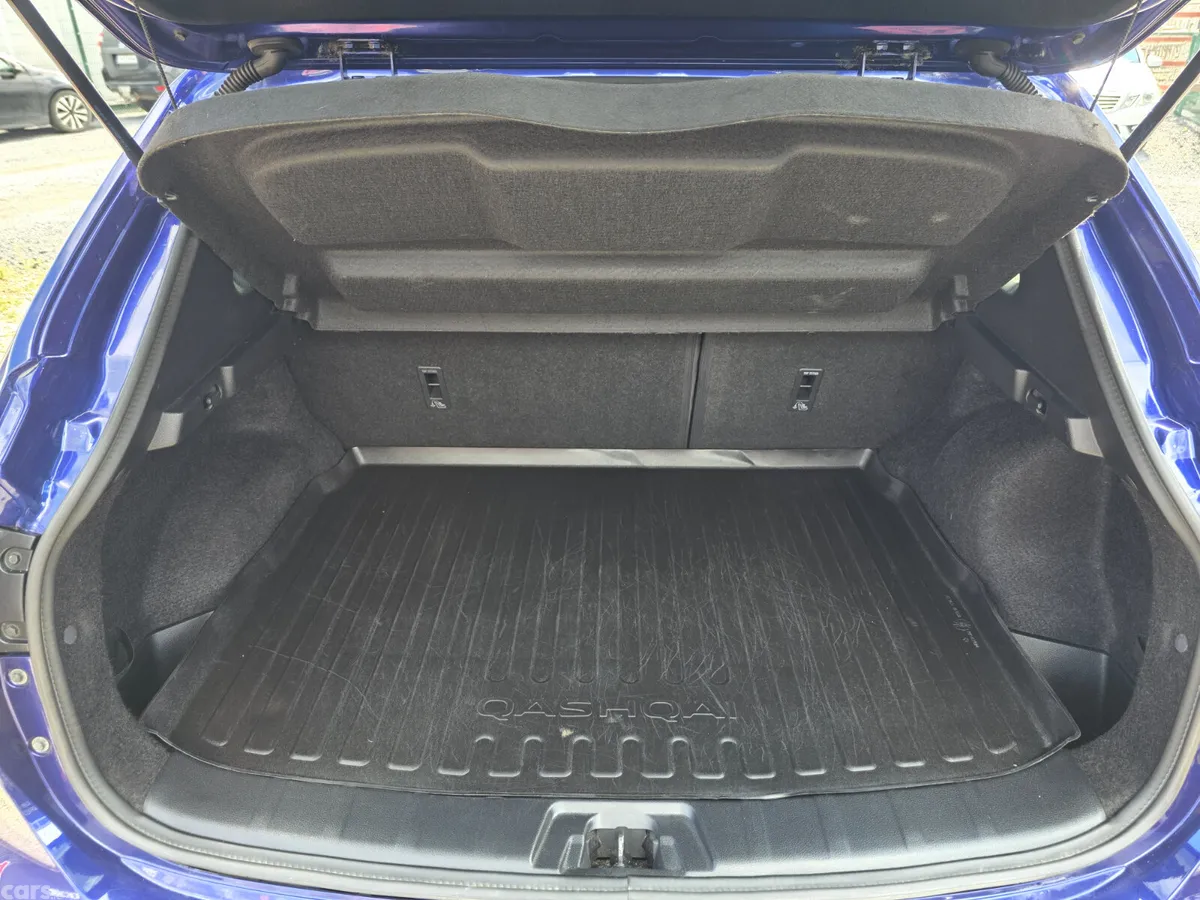Nissan Qashqai Hatchback, Diesel, 2018, Blue
