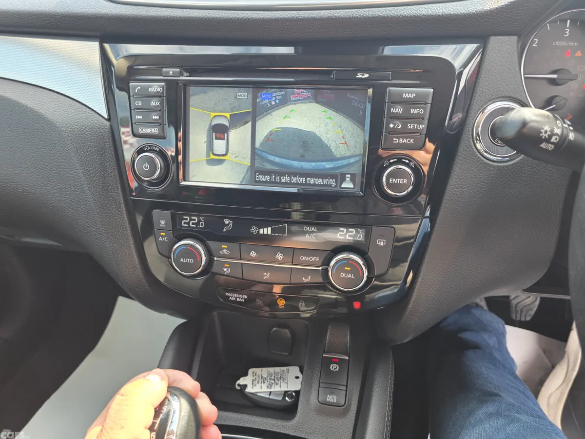 Nissan Qashqai Hatchback, Diesel, 2018, Blue