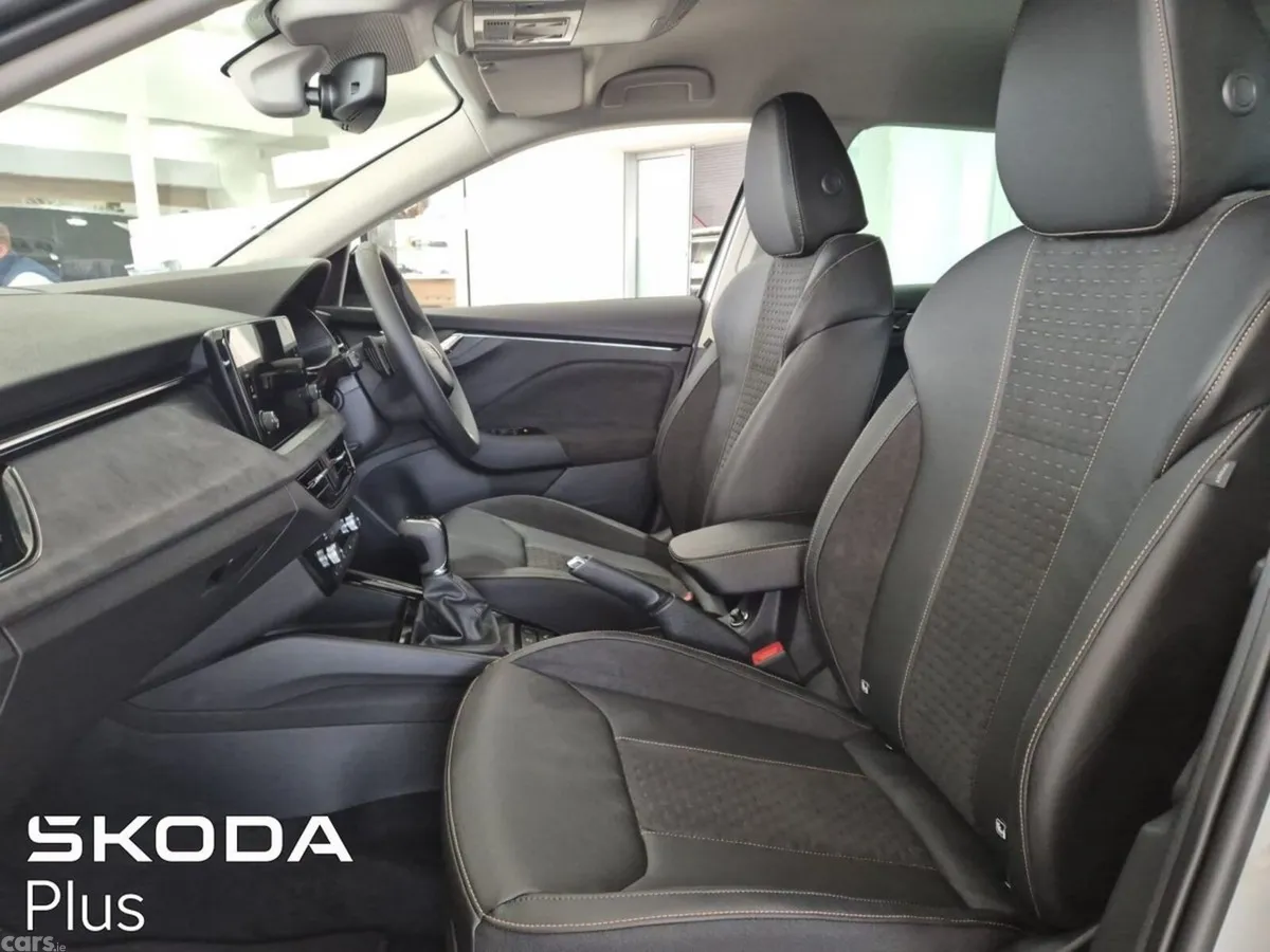 Skoda Scala Hatchback, Petrol, 2027, Grey