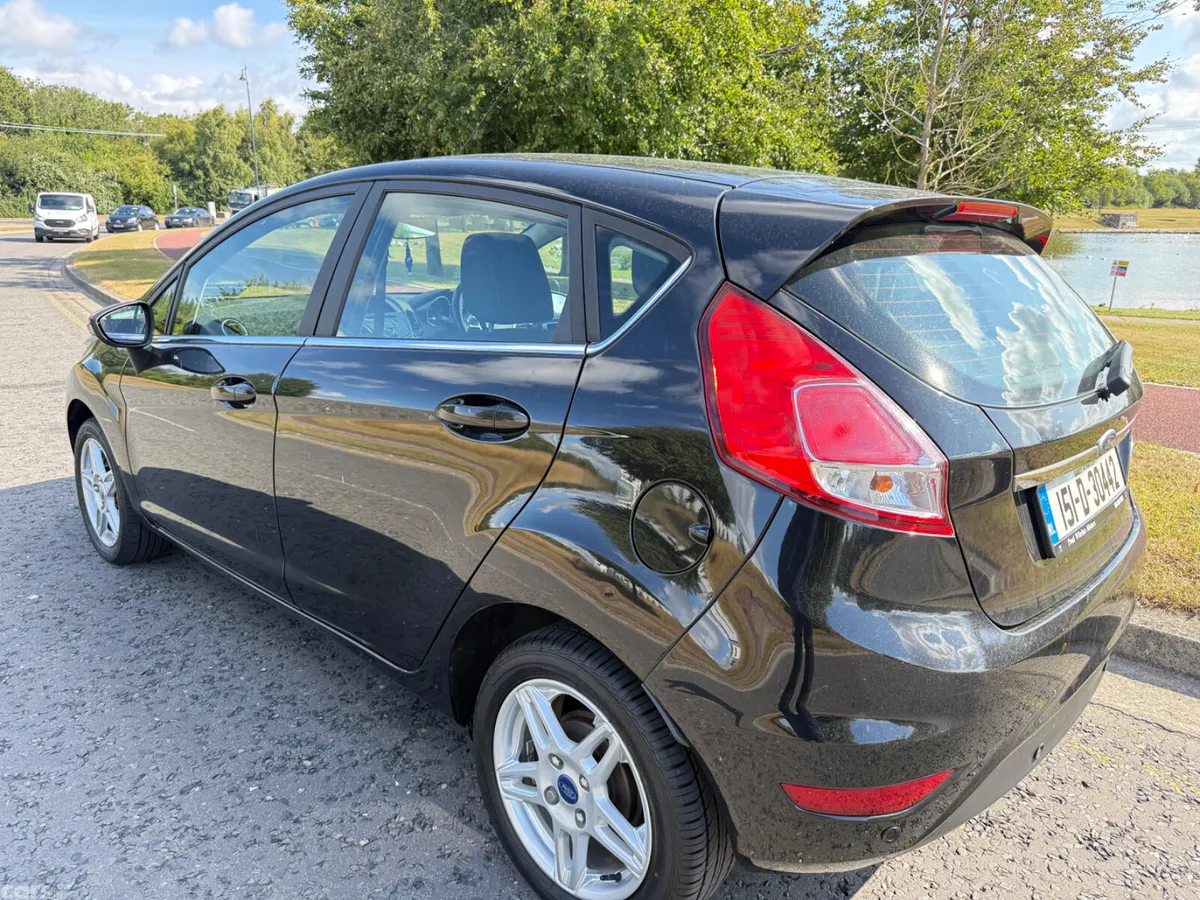 Ford Fiesta Hatchback, Petrol, 2015, Black