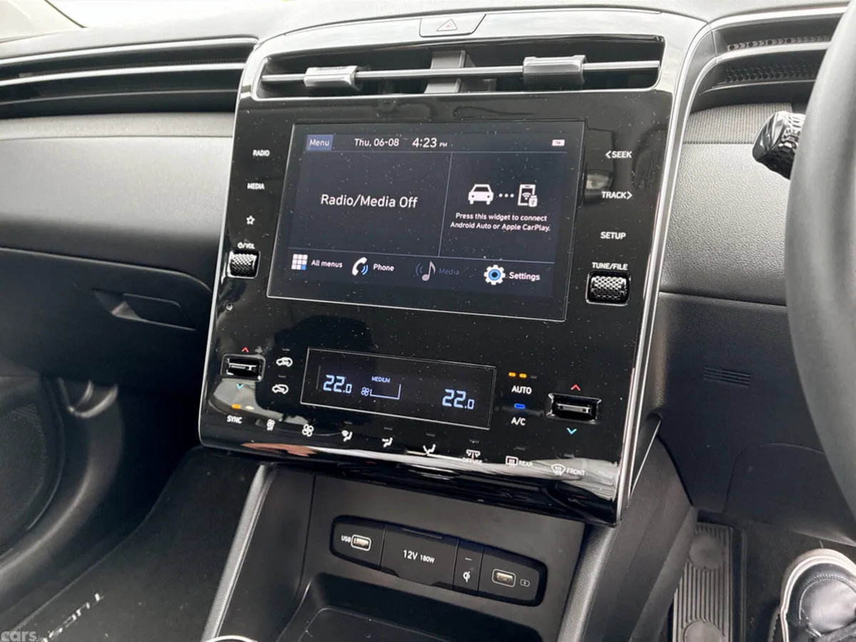 Hyundai Tucson MPV, Diesel, 2023, White