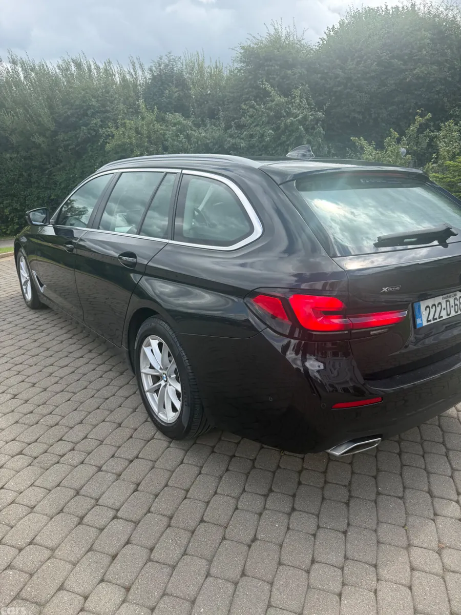 BMW 5-Series Estate/Jeep, Diesel, 2022, Black