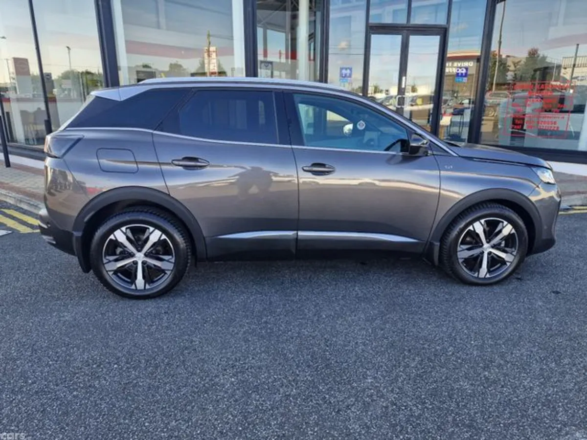 Peugeot 3008 MPV, Diesel, 2024, Grey