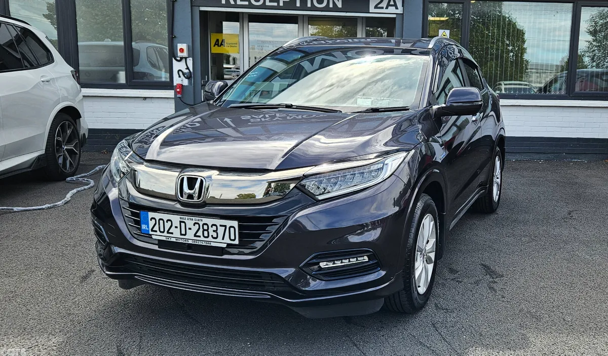 Honda Vezel Estate, Petrol Hybrid, 2020, Grey