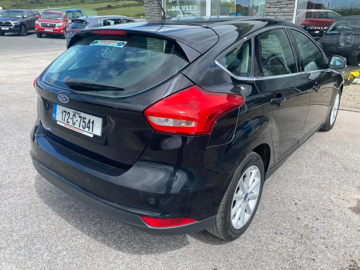 Ford Focus Hatchback, Diesel, 2017, Black
