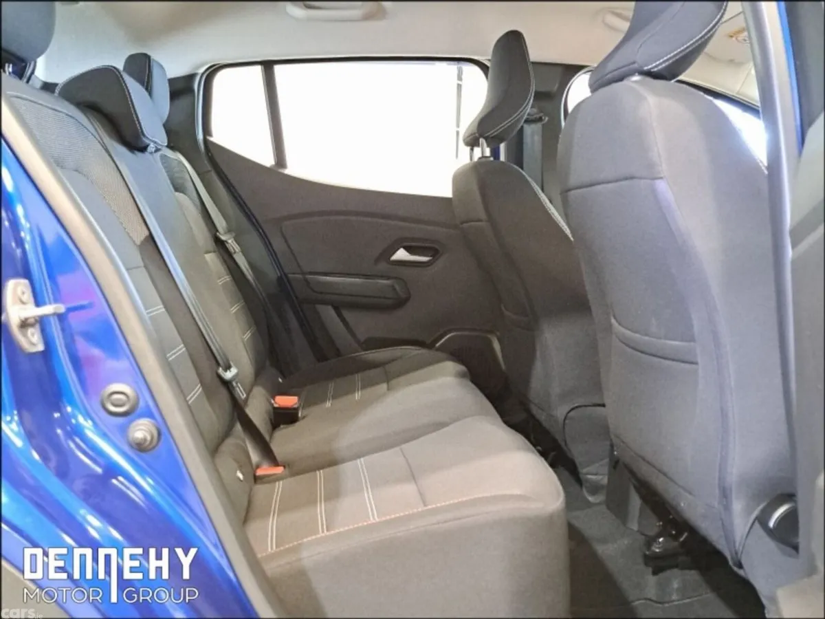 Dacia Sandero Stepway Hatchback, Petrol, 2023, Blue