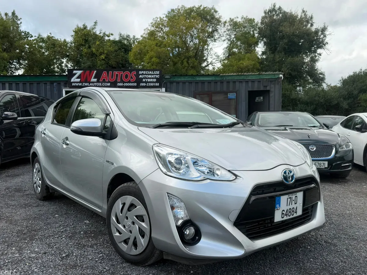 Toyota Aqua Hatchback, Petrol Hybrid, 2017, Silver