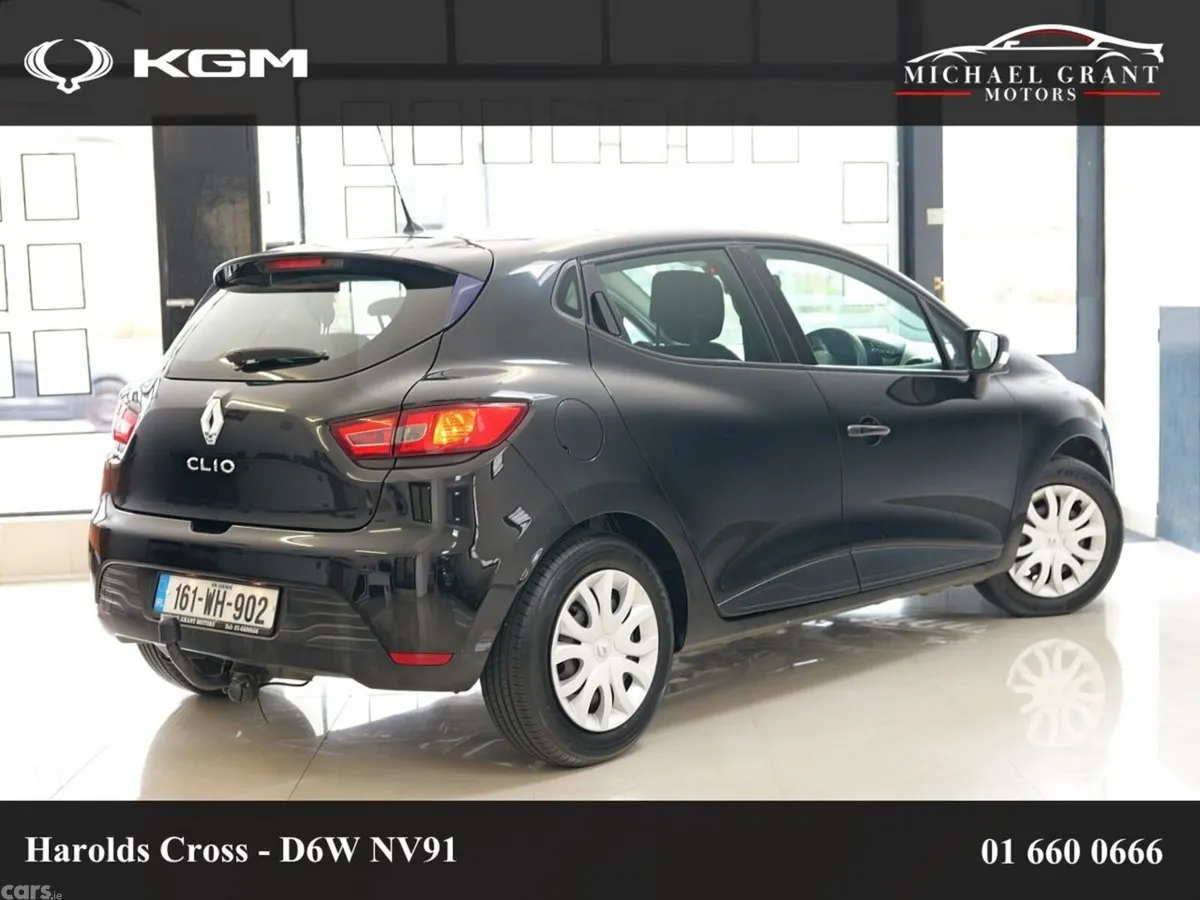 Renault Clio Hatchback, Petrol, 2016, Black