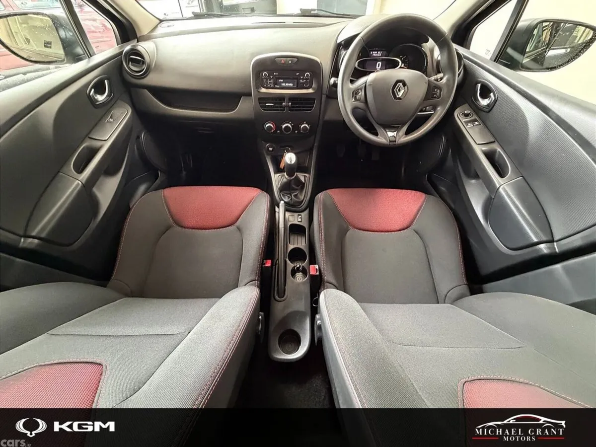 Renault Clio Hatchback, Petrol, 2016, Black