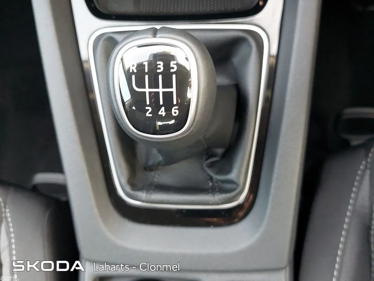 Skoda Octavia Saloon, Diesel, 2026, Silver