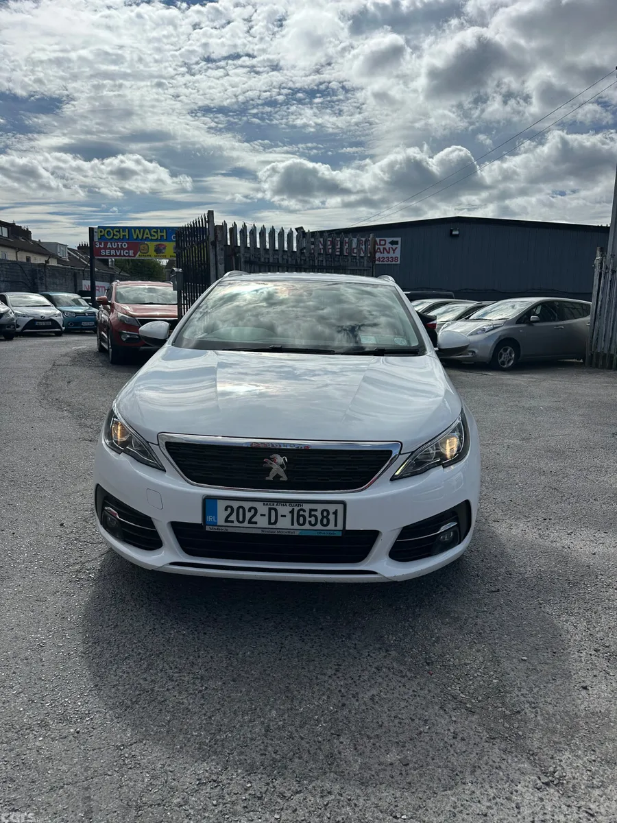 Peugeot 308 Estate, Diesel, 2020, White