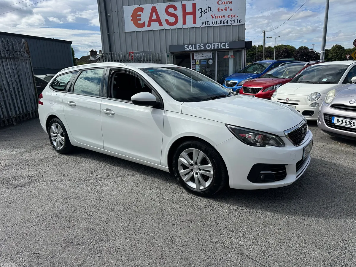Peugeot 308 Estate, Diesel, 2020, White