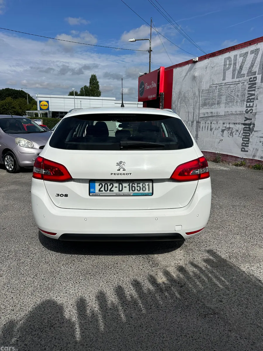 Peugeot 308 Estate, Diesel, 2020, White