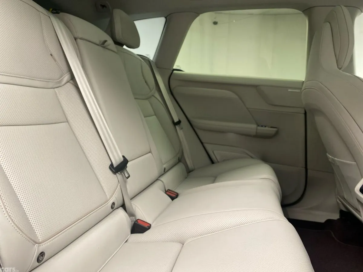 Volvo EX60 Estate, Electric, 2027, Green