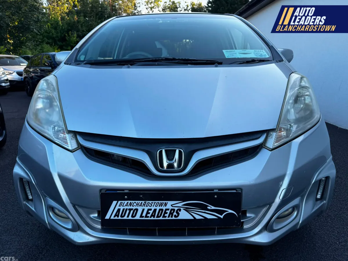 Honda Fit Hatchback, Petrol Hybrid, 2012, Silver