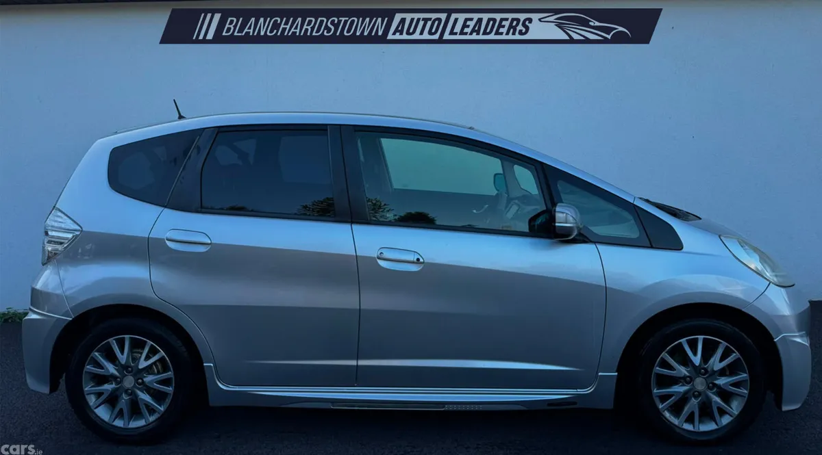 Honda Fit Hatchback, Petrol Hybrid, 2012, Silver