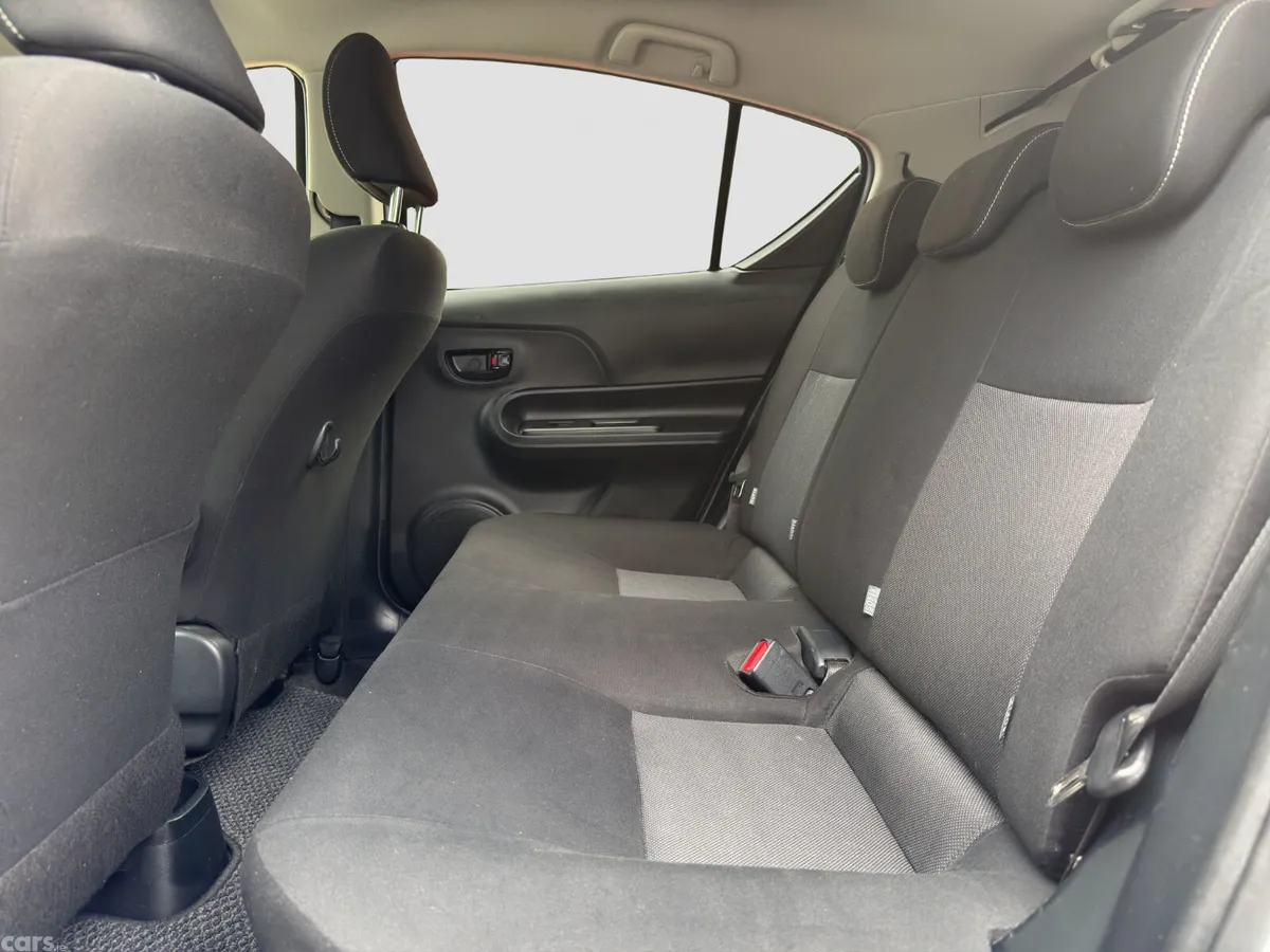 Toyota Aqua Hatchback, Petrol Hybrid, 2020, Silver