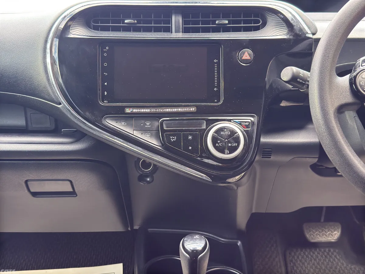 Toyota Aqua Hatchback, Petrol Hybrid, 2020, Silver