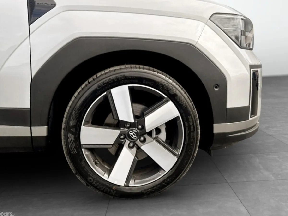 Hyundai Santa Fe SUV, Petrol Plug-in Hybrid, 2026, Grey