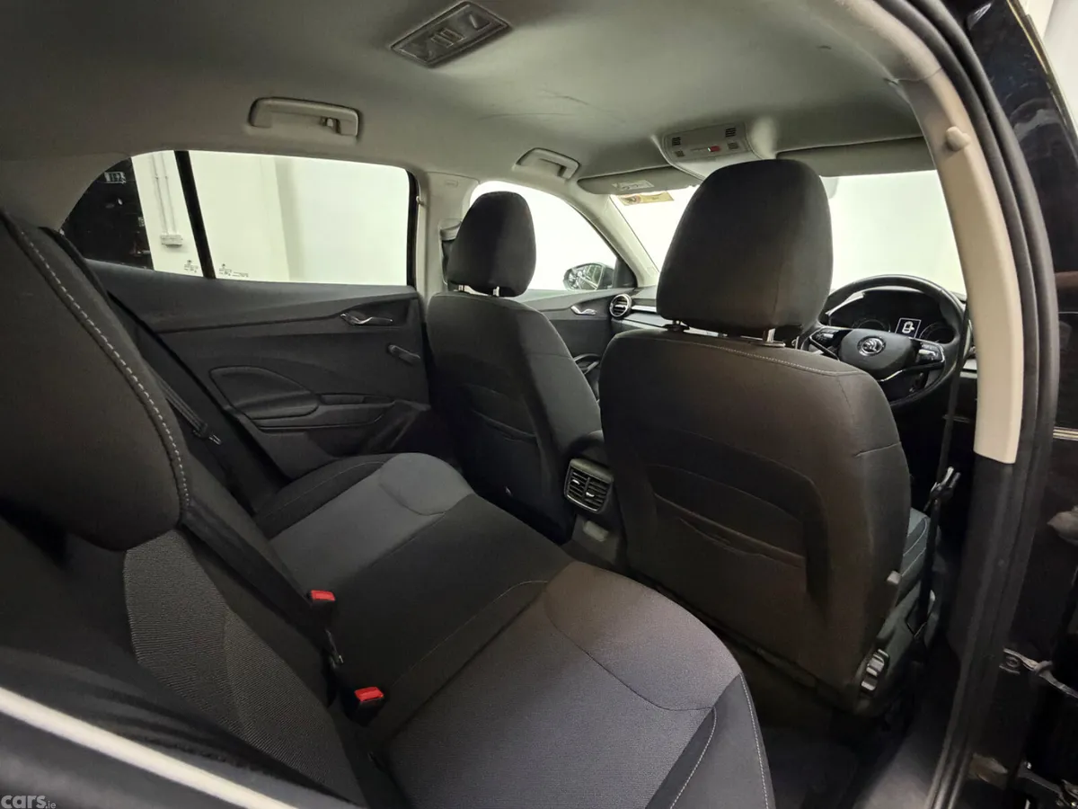 Skoda Fabia Hatchback, Petrol, 2022, Black