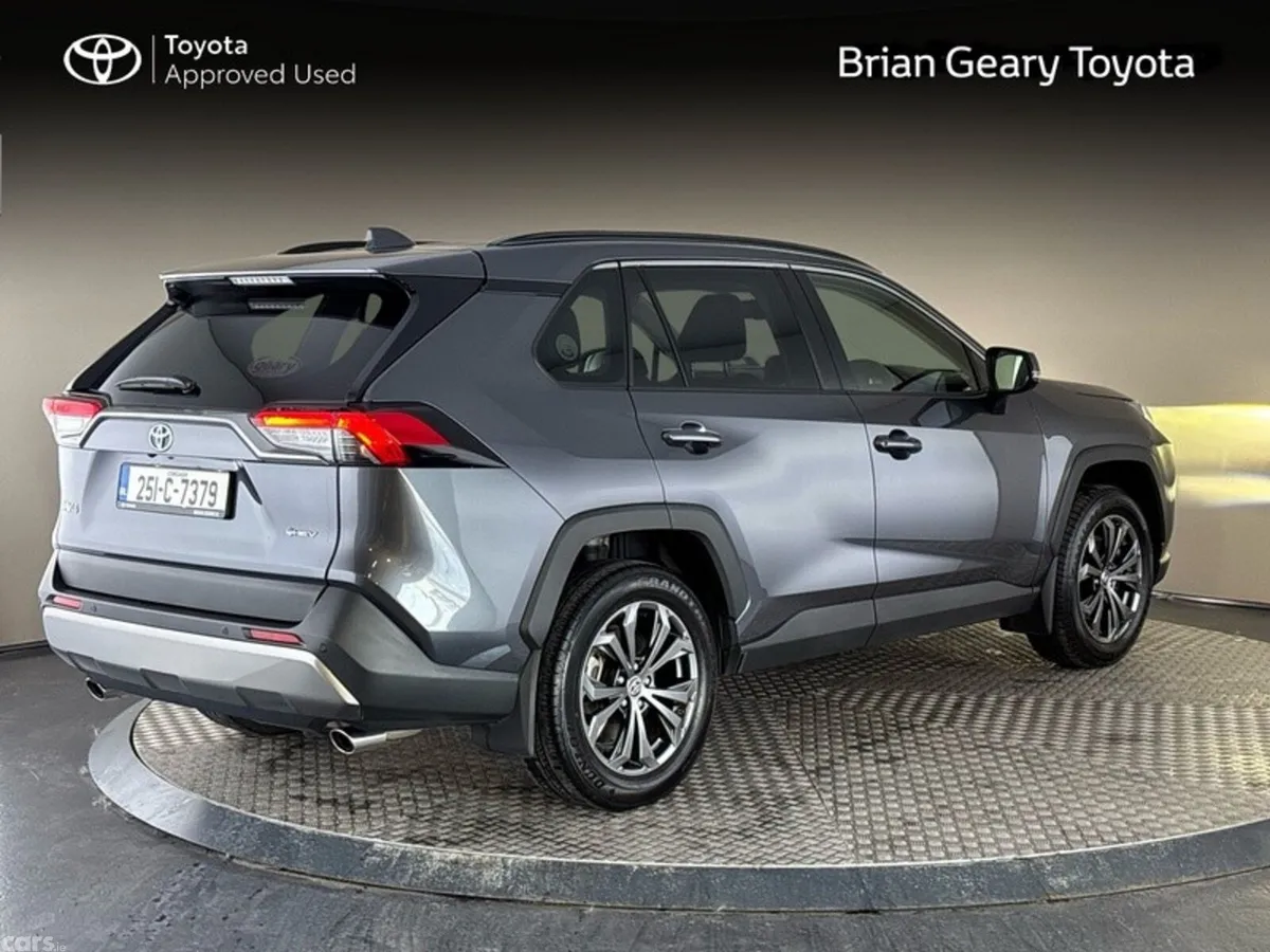 Toyota RAV4 SUV, Petrol Hybrid, 2025, Grey