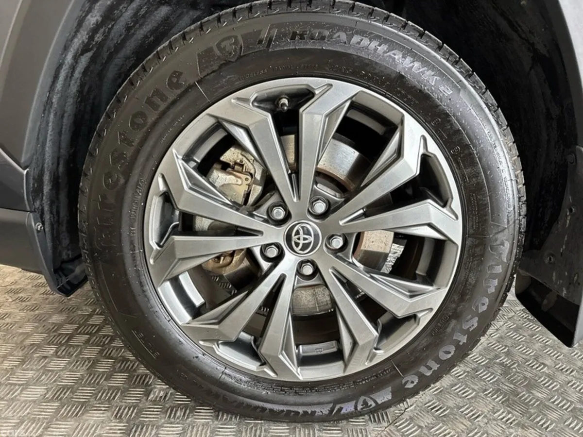 Toyota RAV4 SUV, Petrol Hybrid, 2025, Grey