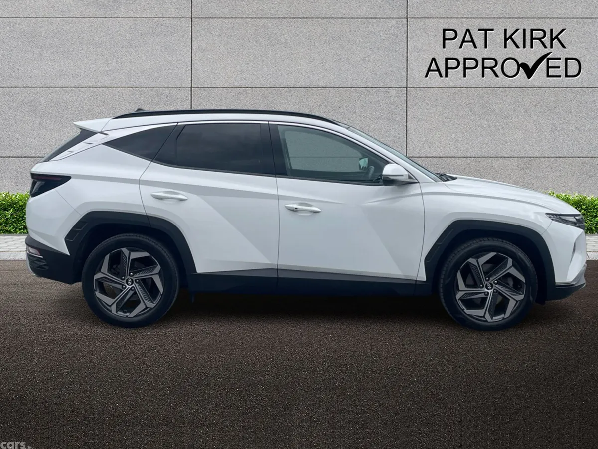 Hyundai Tucson Estate, Petrol Hybrid, 2022, White