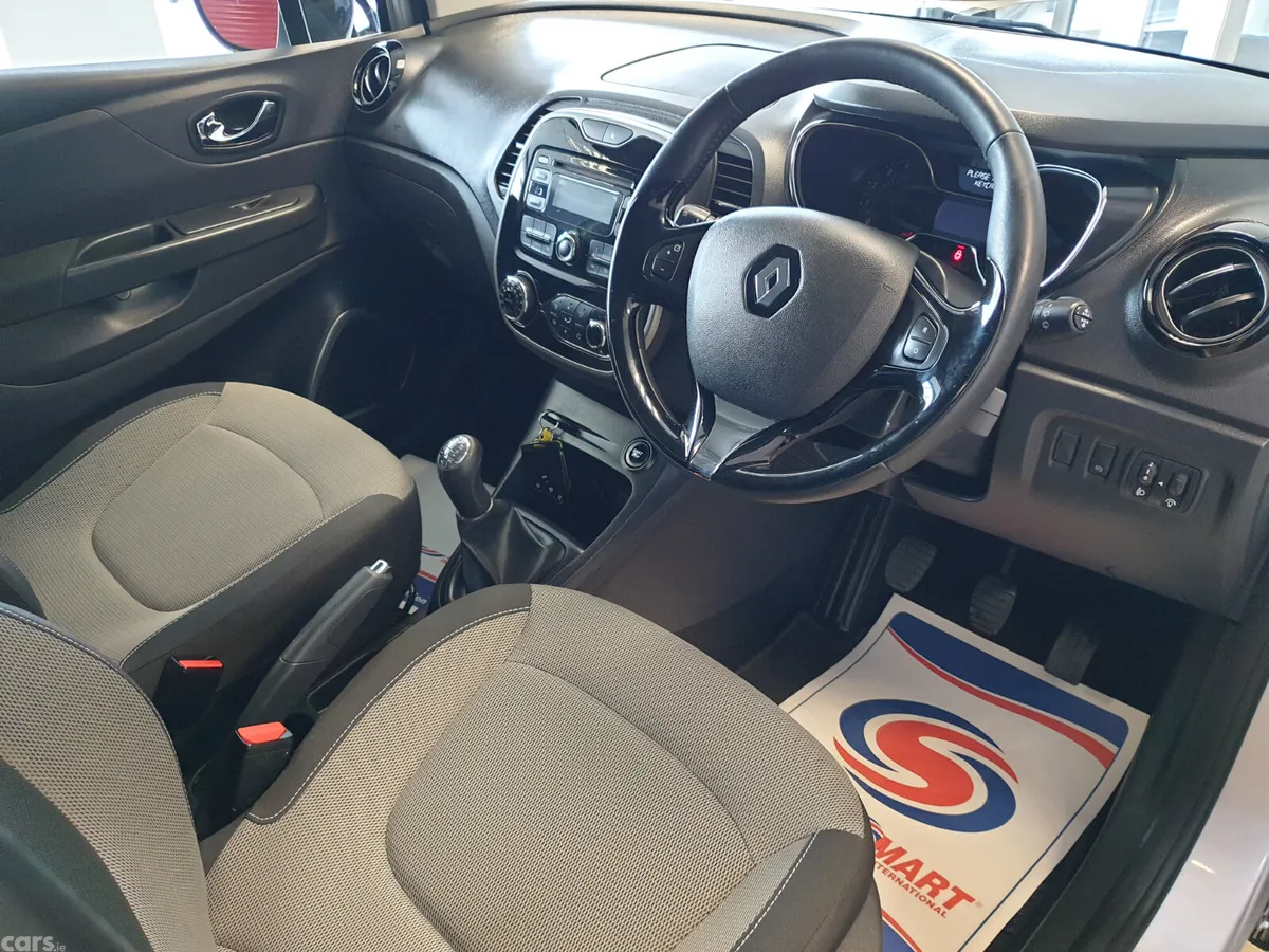 Renault Captur Hatchback, Diesel, 2017, Grey