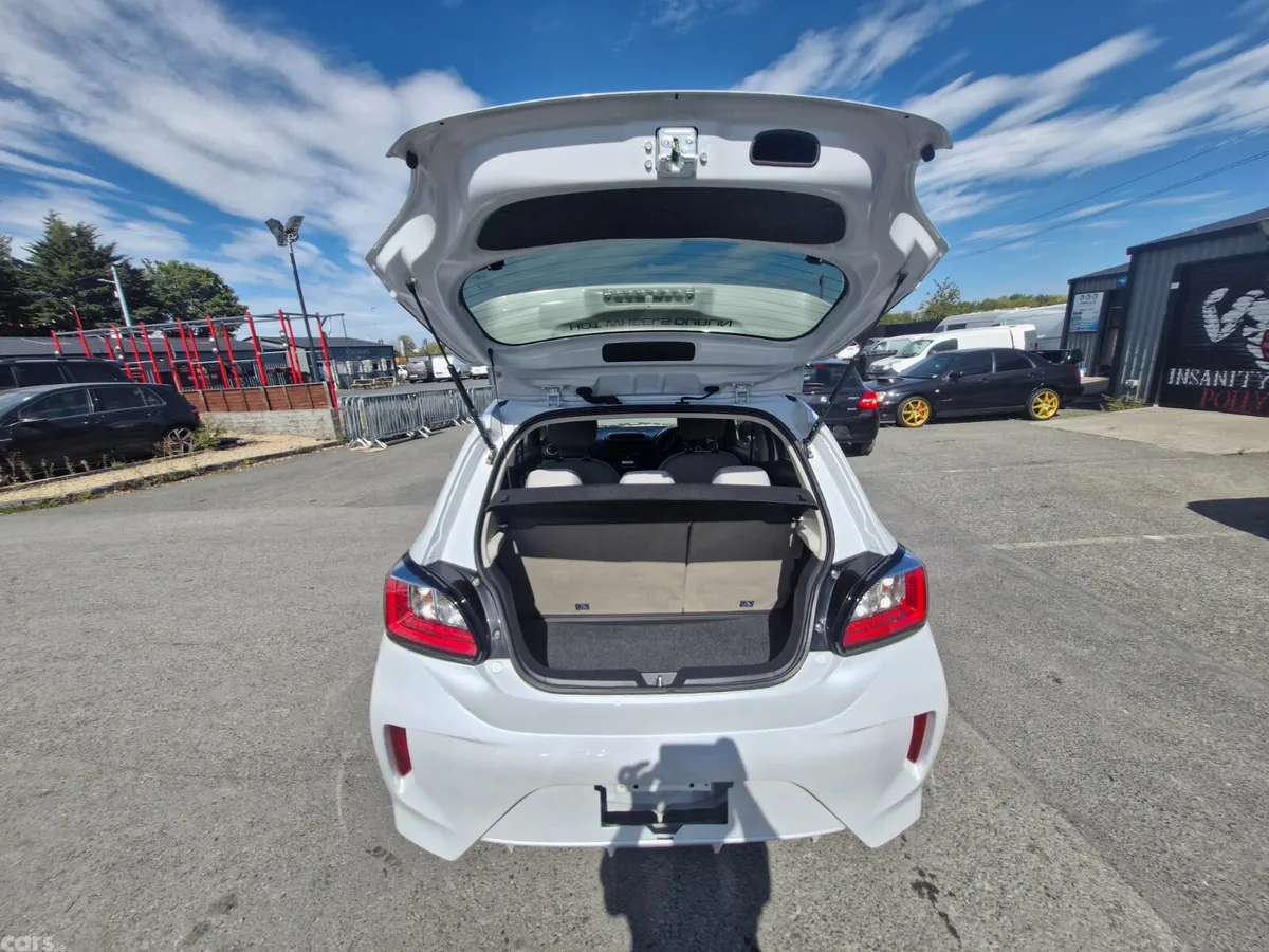 Mitsubishi Mirage Hatchback, Petrol, 2020, White