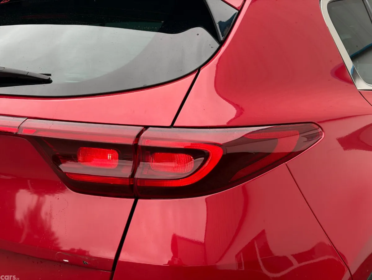 Kia Sportage MPV, Diesel, 2020, Red