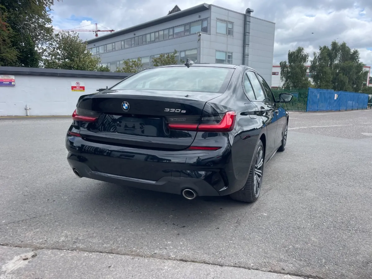 BMW 3-Series Saloon, Petrol Plug-in Hybrid, 2020, Black