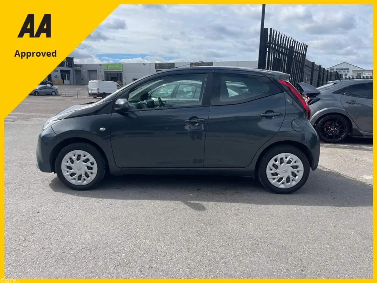 Toyota Aygo Hatchback, Petrol, 2019, Grey