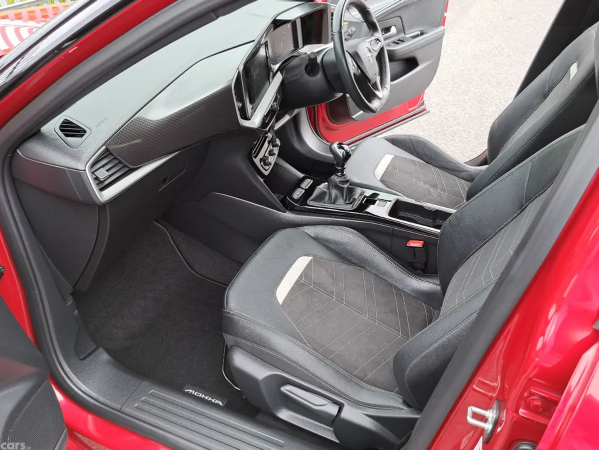 Opel Mokka SUV, Diesel, 2024, Red