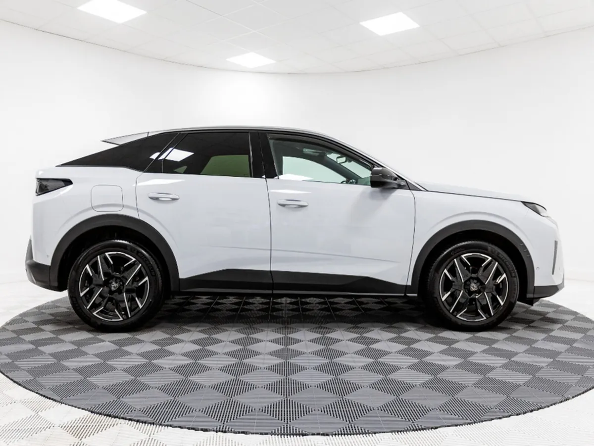 Peugeot 3008 SUV, Petrol, 2025, White