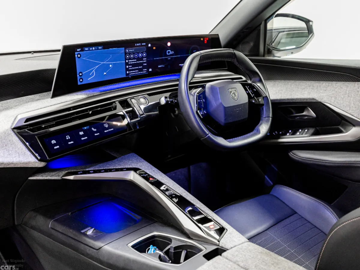 Peugeot 3008 SUV, Petrol, 2025, White