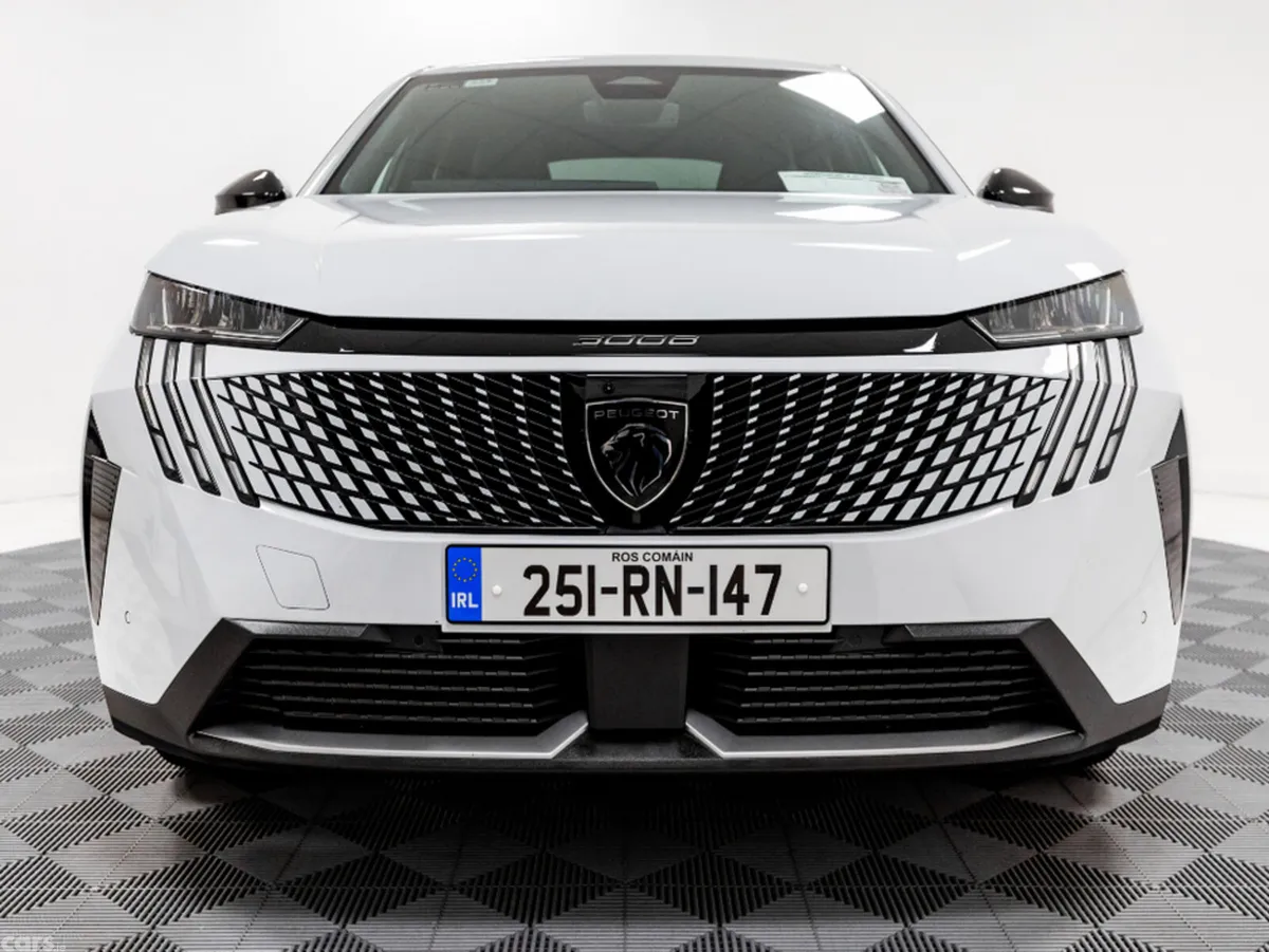 Peugeot 3008 SUV, Petrol, 2025, White