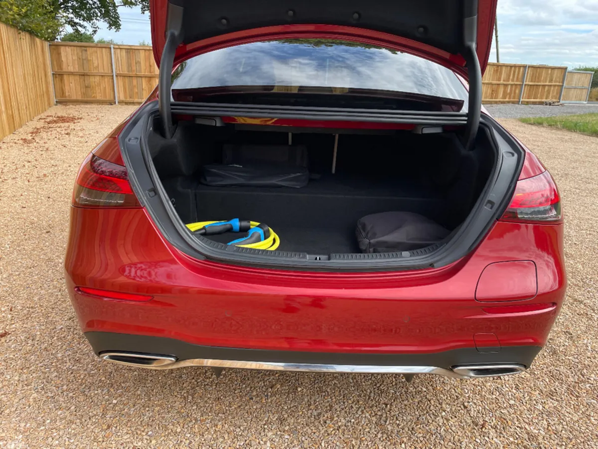 Mercedes-Benz E-Class Saloon, Petrol Plug-in Hybrid, 2022, Red