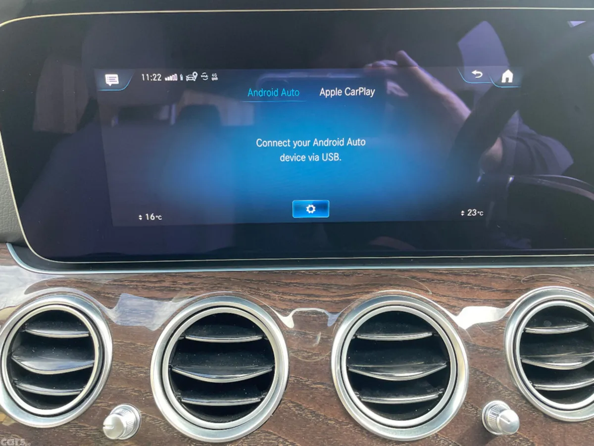 Mercedes-Benz E-Class Saloon, Petrol Plug-in Hybrid, 2022, Red