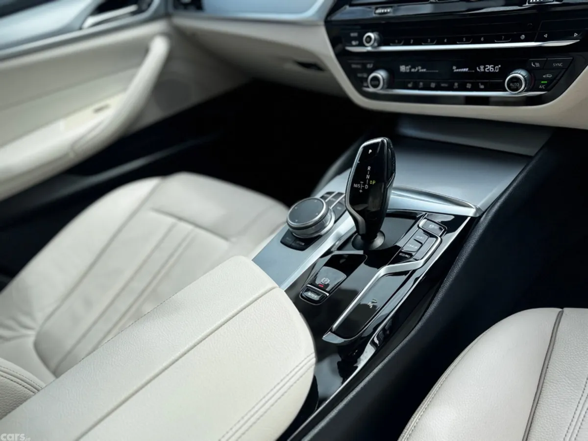 BMW 5-Series Saloon, Diesel, 2022, Blue
