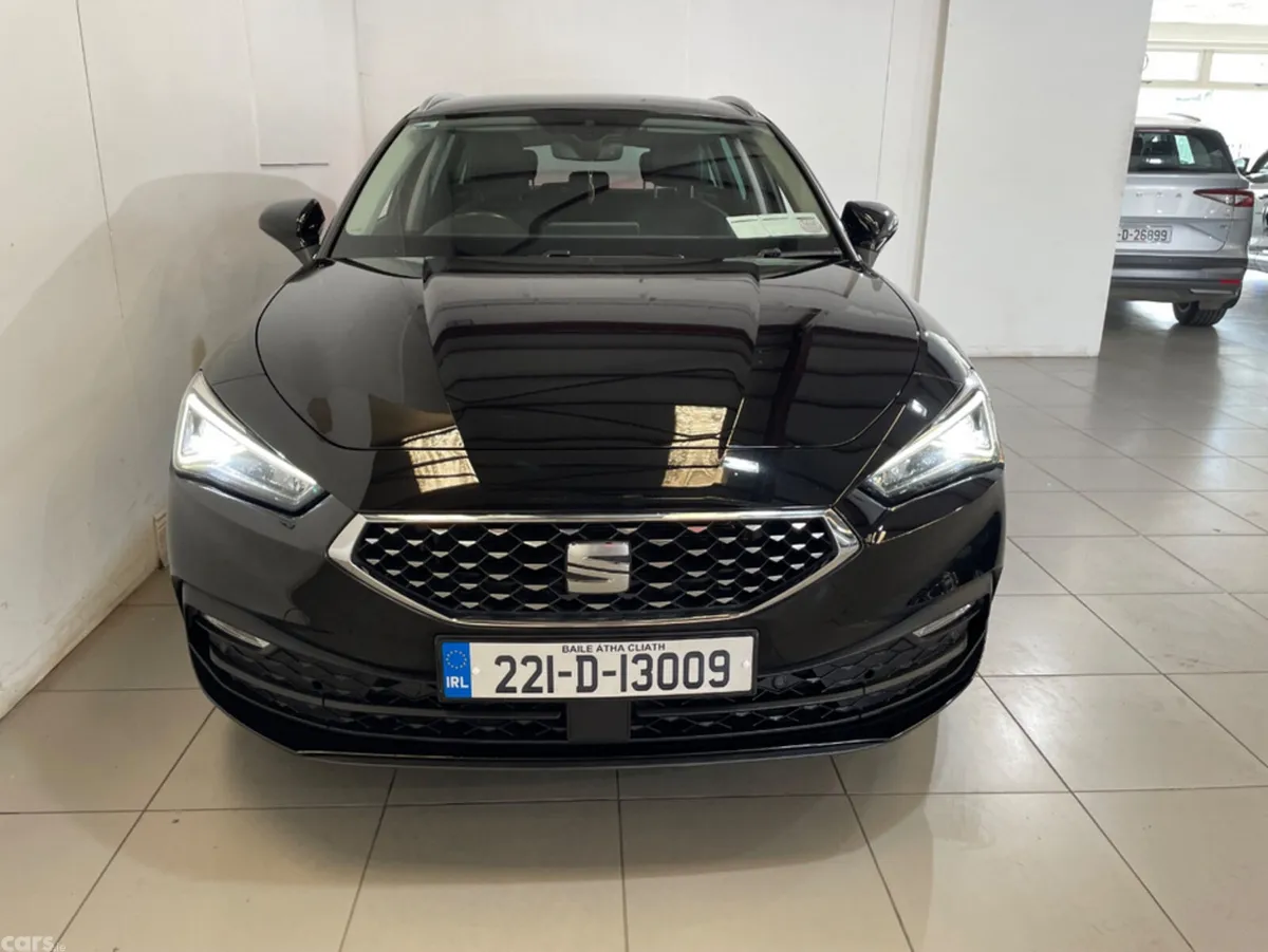 SEAT Leon Hatchback, Diesel, 2022, Black