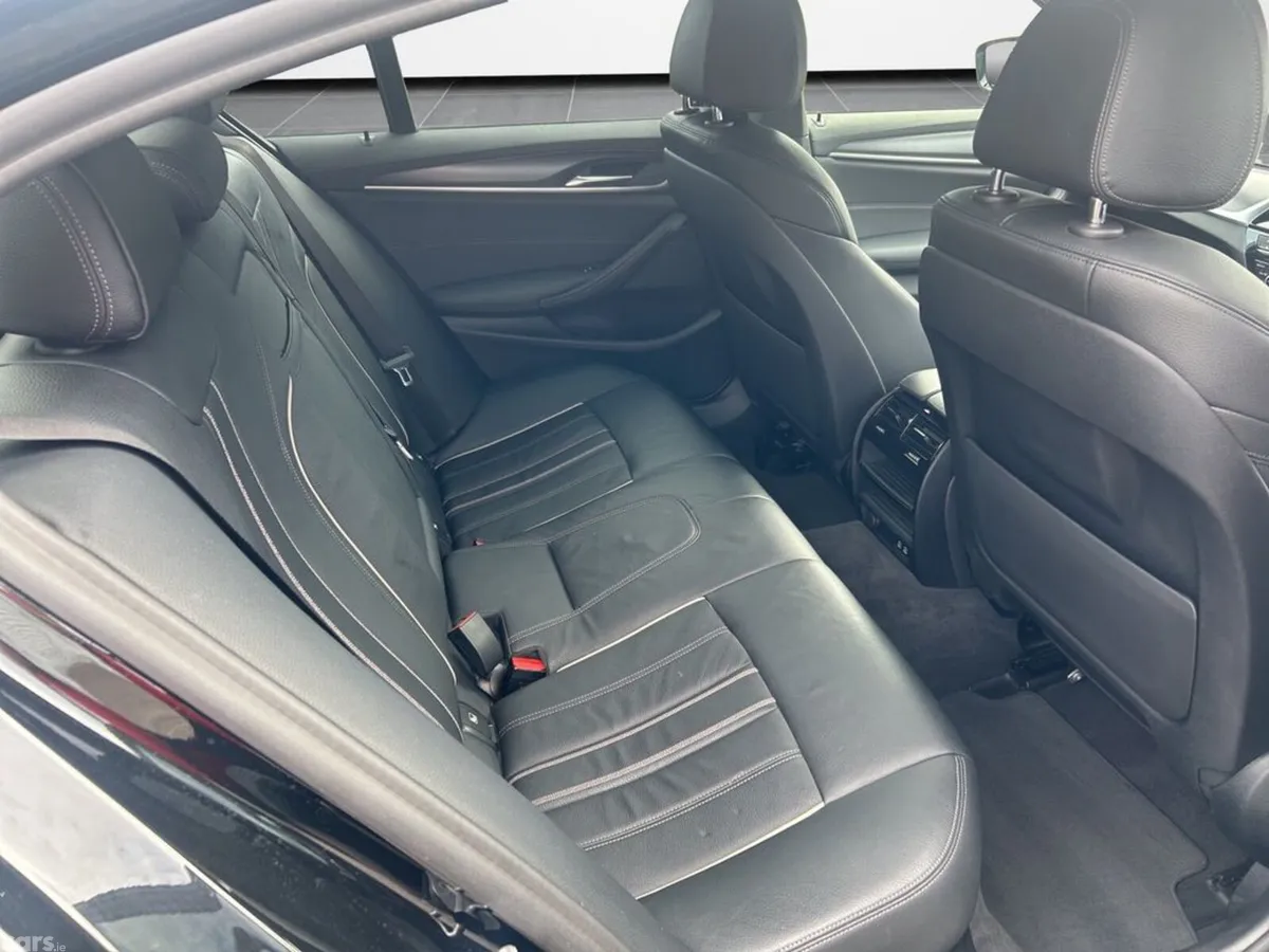 BMW 5-Series Saloon, Petrol Plug-in Hybrid, 2021, Black