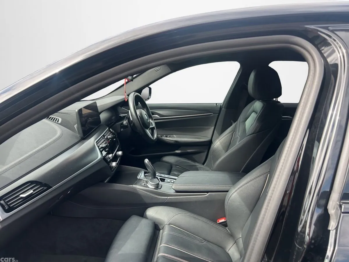 BMW 5-Series Saloon, Petrol Plug-in Hybrid, 2021, Black