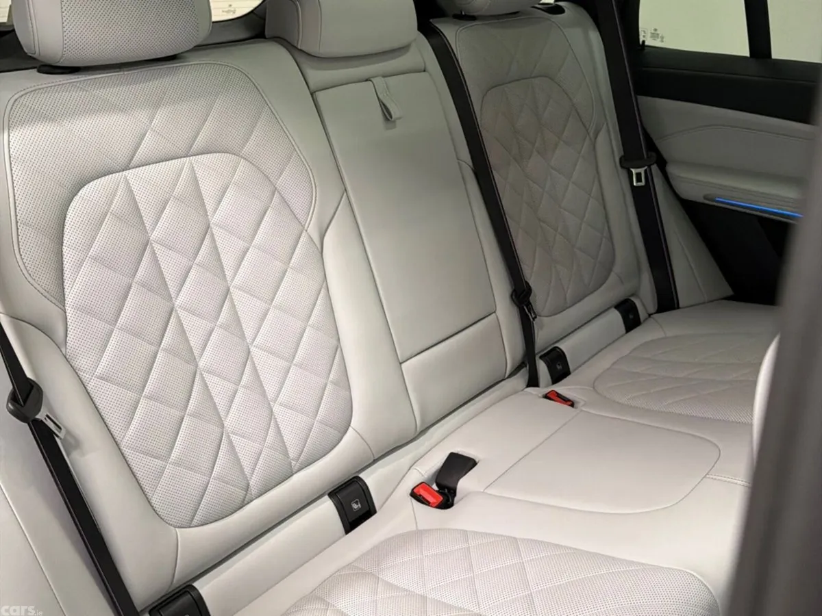 BMW X5 SUV, Petrol Plug-in Hybrid, 2024, Black