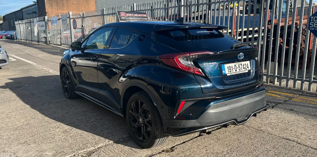 Toyota C-HR Hatchback, Petrol Hybrid, 2019, Green