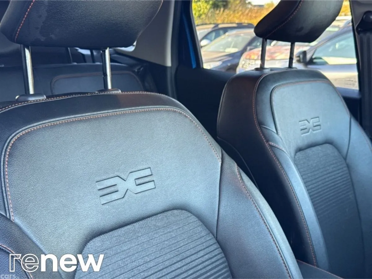 Dacia Duster SUV, Diesel, 2023, Blue