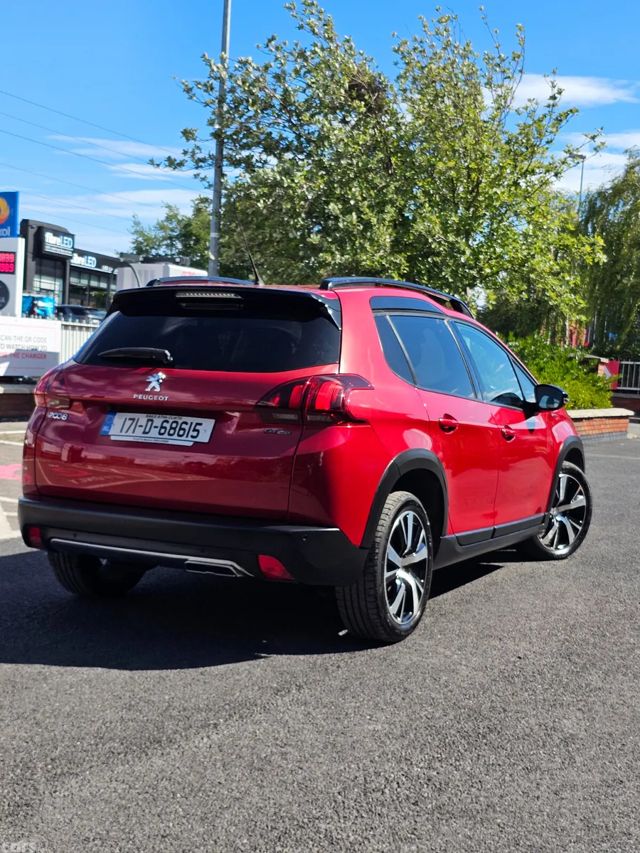 Peugeot 2008 Hatchback, Petrol, 2017, Red