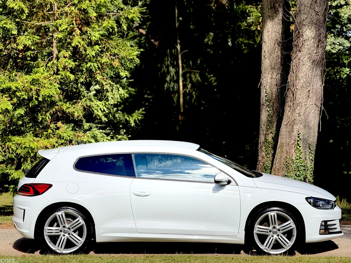 Volkswagen Scirocco Coupe, Diesel, 2015, White